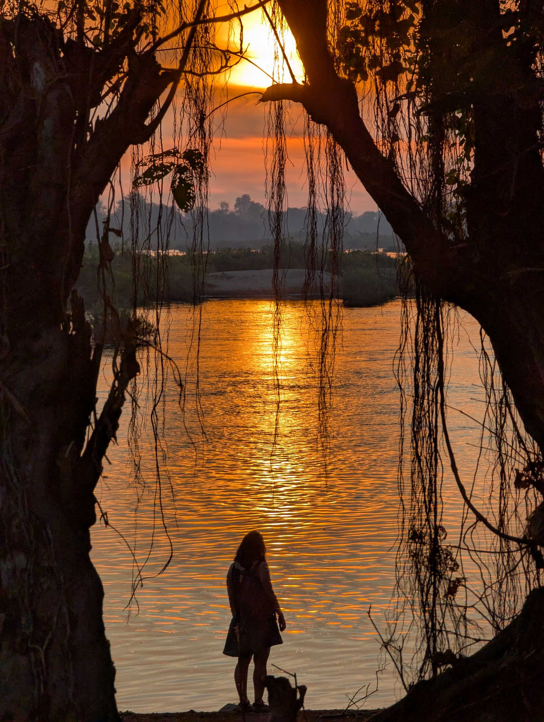 Sonnenaufgang überm Mekong