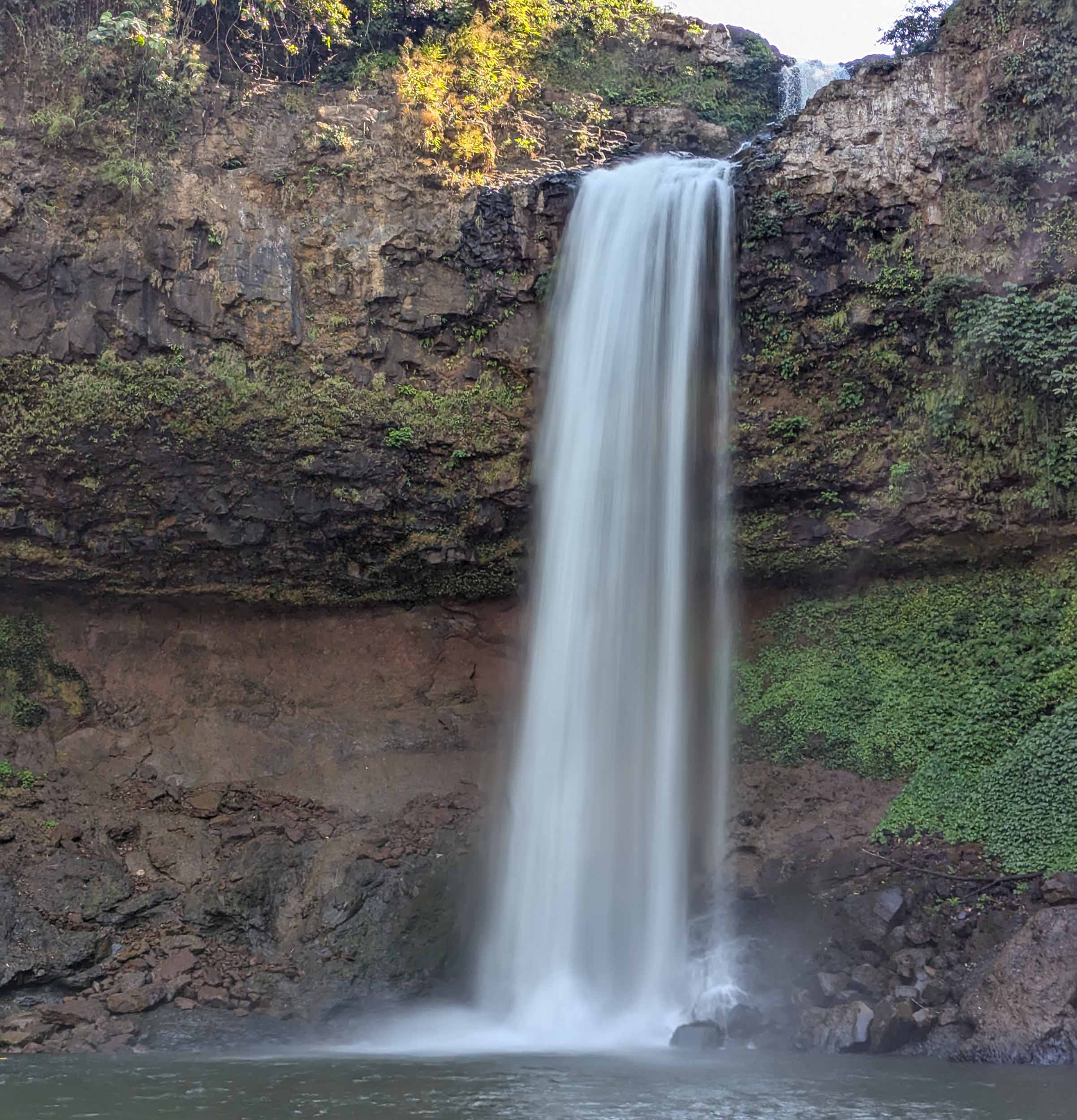 Tad-E-tu Wasserfall