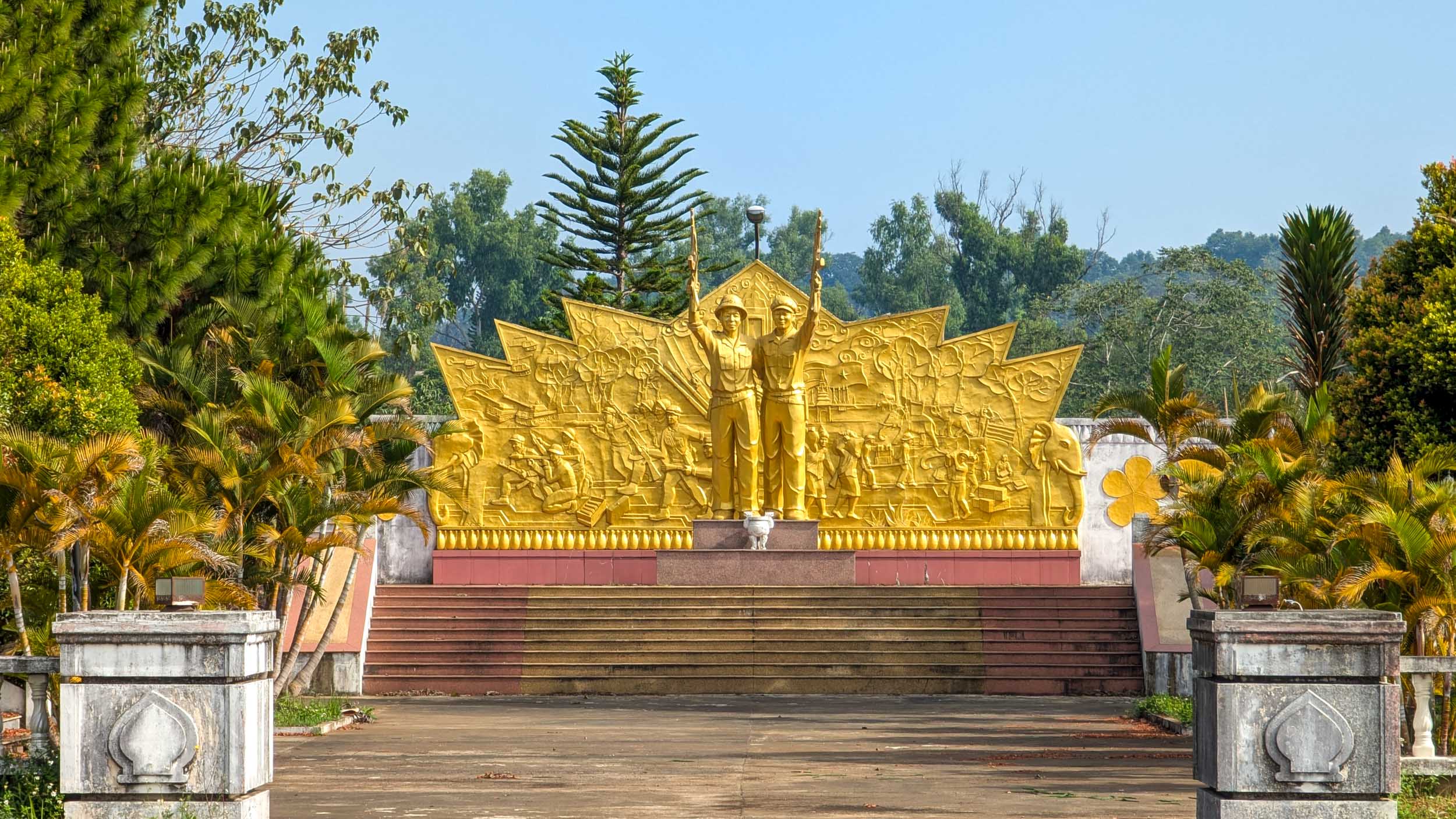 Kriegerdenkmal in Paksong