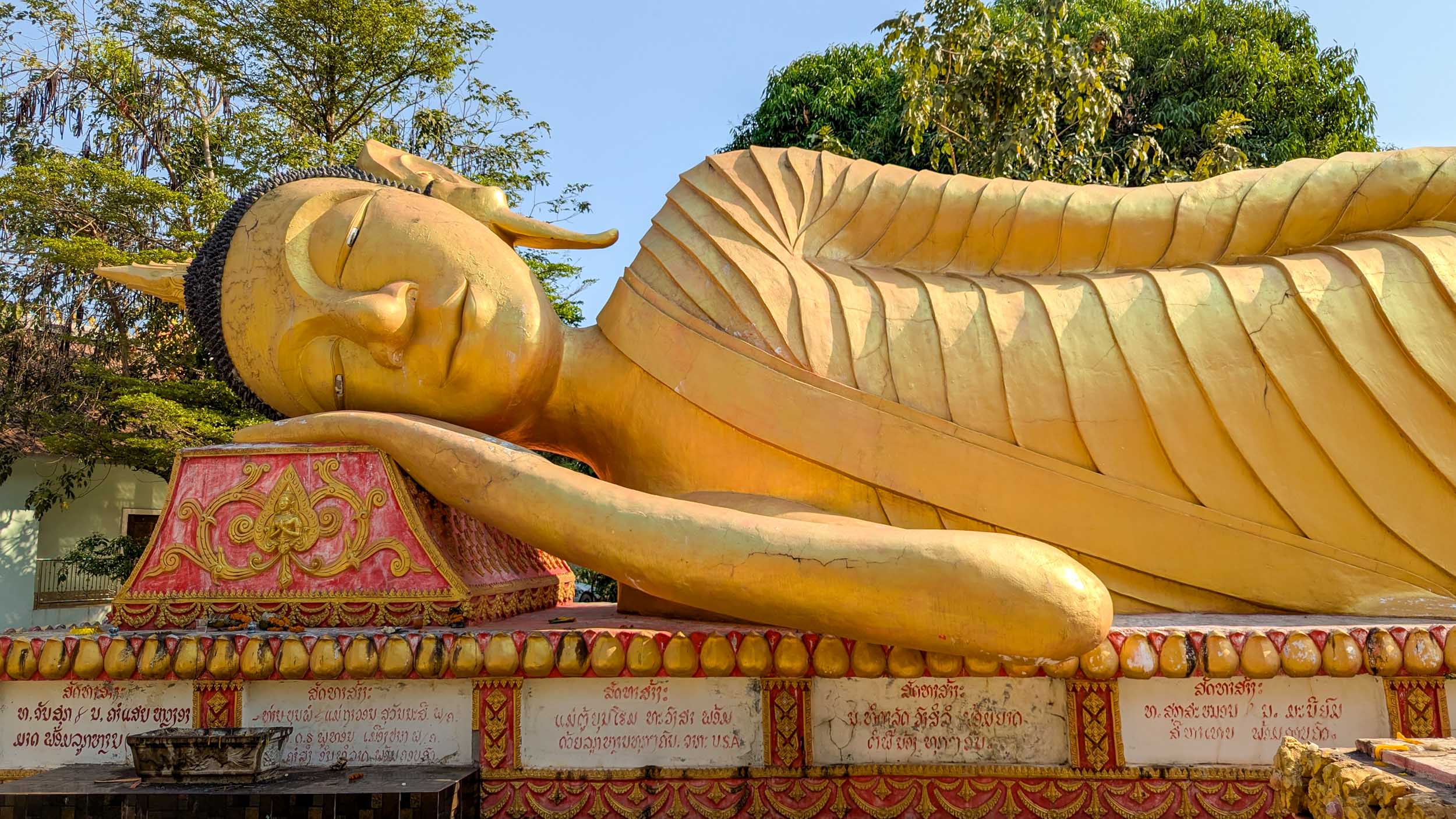 Wat That Khao Tempel